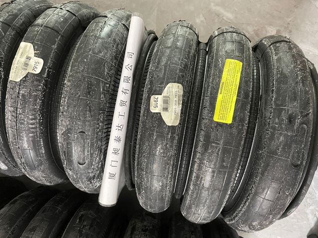 美國FIRESTONE凡士通---空氣彈簧W01-358-7915